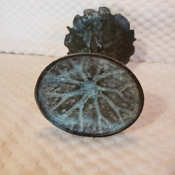 Heavy metal candle holder - Picture 5 of 6